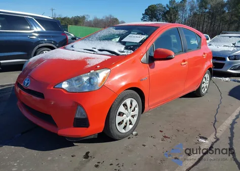 2013 Toyota Prius C Three из США, поврежденный, VIN JTDKDTB30D1040407